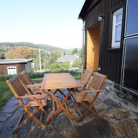 Apartment Ferienhaushaelfte Goesselberg Im Anno Dazumal, Zu Grossmutters Zeiten